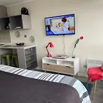Sleepwell Estudio King Con Sofa Cama